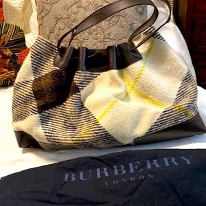 Burberry plaid wool tote